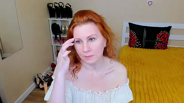 FoxySophia online show from July 14, 2026, 10:54 am