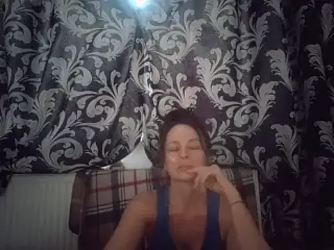 LindaStarS online show from February 19, 2025, 5:27 am