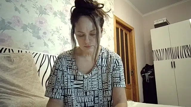 LindaStarS online show from January 8, 2026, 6:32 pm