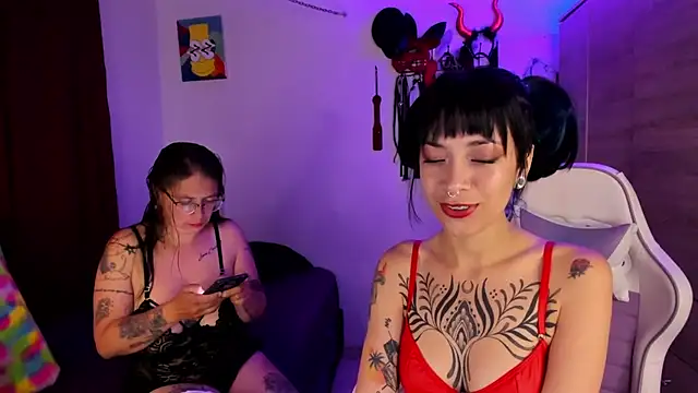 dungeongirls online show from March 31, 2026, 7:36 pm