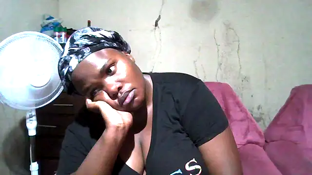 sexybigboobz online show from November 27, 2025, 3:58 pm