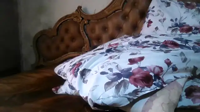 sexybigboobz online show from April 14, 2026, 8:31 am