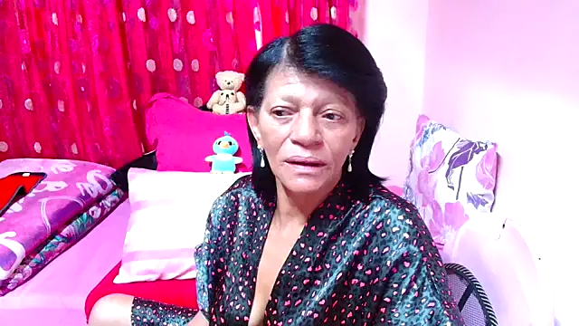 SLUTTYROXY online show from November 5, 2025, 6:35 am