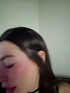 loveuu-bae online show from April 5, 2026, 10:40 pm