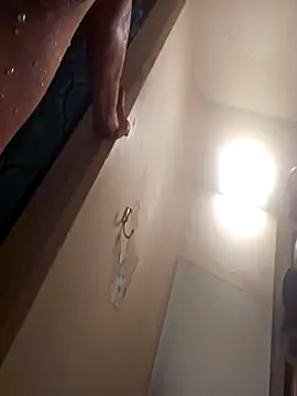 UncutHammer69 online show from November 3, 2025, 8:48 am