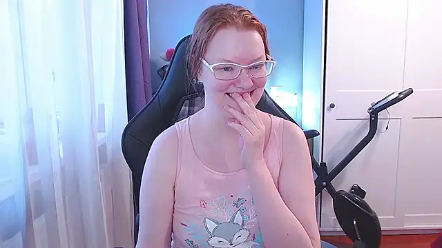 Lady Inari online show from November 22, 2025, 7:18 am