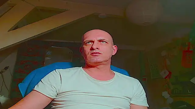 maxhard77 online show from January 31, 2026, 9:35 pm