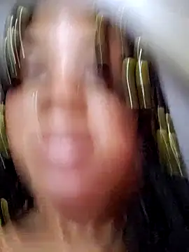 HONEYSWEETS LIVE online show from October 19, 2025, 9:37 pm