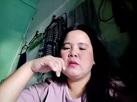 Snapshot of AasianAngelEyesXX chatting on January 14, 2026, 2:39 am AasianAngelEyesXX online show from January 14, 2026, 2:39 am