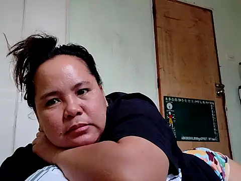 Snapshot of AasianAngelEyesXX chatting on February 10, 2026, 2:15 am AasianAngelEyesXX online show from February 10, 2026, 2:15 am