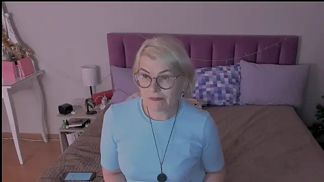 Snapshot of sabrinamacmarren chatting on January 15, 2025, 8:16 pm sabrinamacmarren online show from January 15, 2025, 8:16 pm