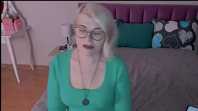 Snapshot of sabrinamacmarren chatting on January 22, 2025, 3:07 pm sabrinamacmarren online show from January 22, 2025, 3:07 pm
