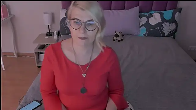 Snapshot of sabrinamacmarren chatting on February 16, 2025, 4:21 pm sabrinamacmarren online show from February 16, 2025, 4:21 pm