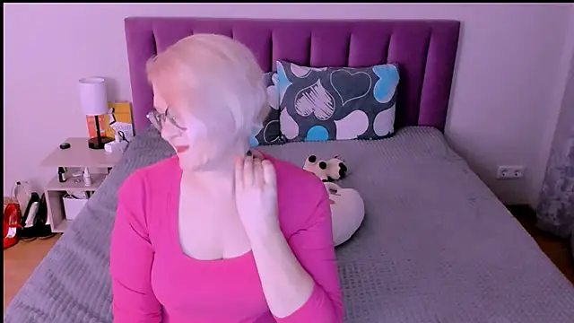 Snapshot of sabrinamacmarren chatting on October 2, 2025, 4:58 pm sabrinamacmarren online show from October 2, 2025, 4:58 pm