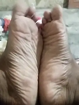 bigh96dik online show from June 16, 2026, 2:52 pm