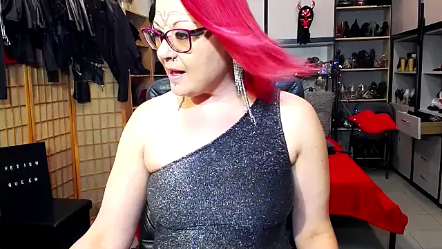 LindaDaemonX online show from March 15, 2025, 11:19 am