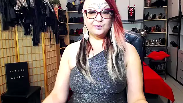 LindaDaemonX online show from April 15, 2026, 6:31 am