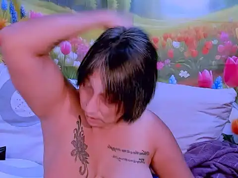 indianroxy online show from November 13, 2025, 5:50 am