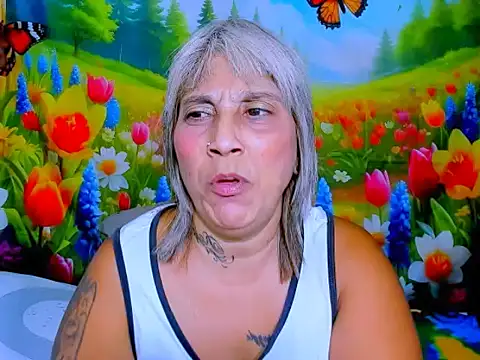 Snapshot of indianroxy chatting on June 17, 2026, 7:48 pm indianroxy online show from June 17, 2026, 7:48 pm