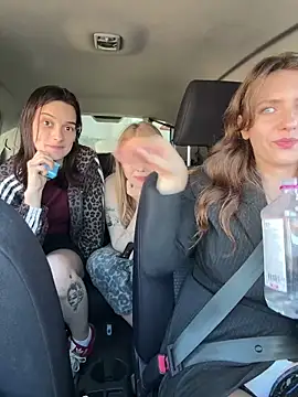 MariiD online show from April 1, 2026, 1:41 pm