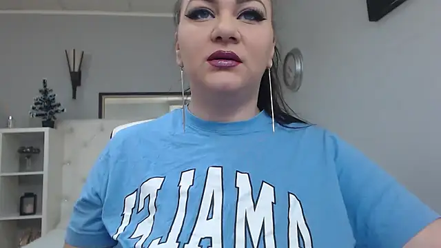 ClaraJoyFG online show from January 21, 2025, 7:50 pm