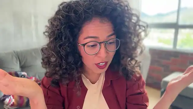 illaroom online show from March 19, 2025, 7:17 pm