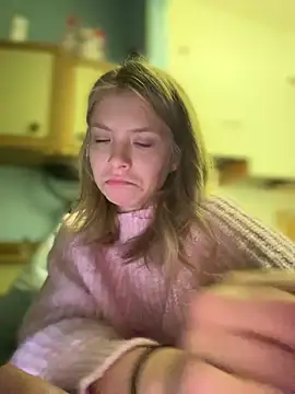 Snapshot of AnastasiaAniess chatting on January 8, 2025, 6:20 am AnastasiaAniess online show from January 8, 2025, 6:20 am