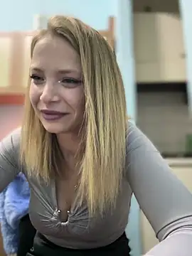 Snapshot of AnastasiaAniess chatting on January 24, 2025, 9:47 pm AnastasiaAniess online show from January 24, 2025, 9:47 pm