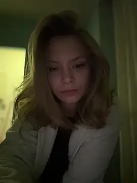 Snapshot of AnastasiaAniess chatting on February 14, 2025, 5:09 am AnastasiaAniess online show from February 14, 2025, 5:09 am