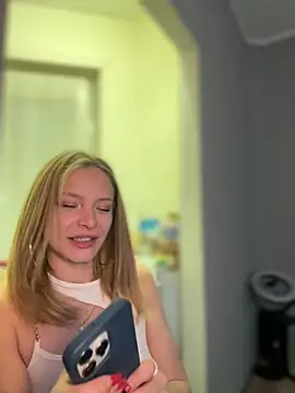 Snapshot of AnastasiaAniess chatting on March 9, 2025, 12:10 am AnastasiaAniess online show from March 9, 2025, 12:10 am