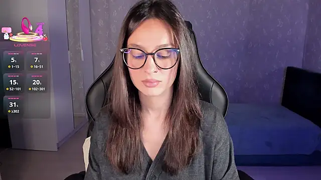 EllaFresh online show from October 12, 2025, 11:04 pm