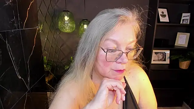 NataliMellow online show from February 20, 2026, 1:11 pm