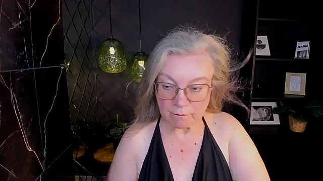 NataliMellow online show from July 15, 2026, 1:27 pm