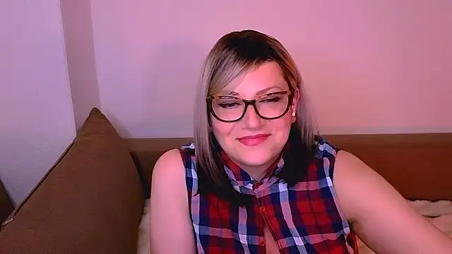 JillSpacey online show from November 1, 2025, 9:06 pm