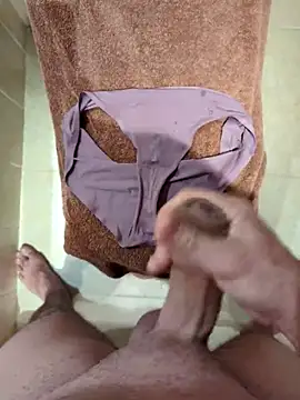 Snapshot of domjoab chatting on October 1, 2025, 8:37 pm domjoab online show from October 1, 2025, 8:37 pm