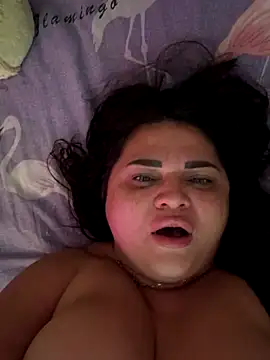 littleRikka online show from November 16, 2025, 7:52 pm