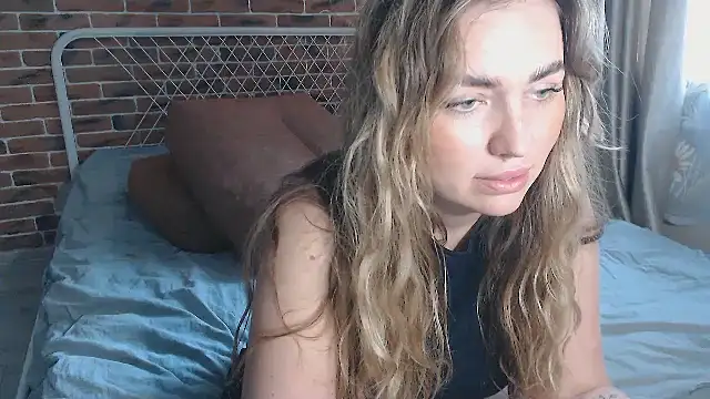 xxkristinaxx online show from February 20, 2025, 10:59 am