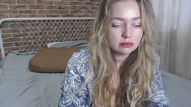 xxkristinaxx online show from March 13, 2025, 9:10 am