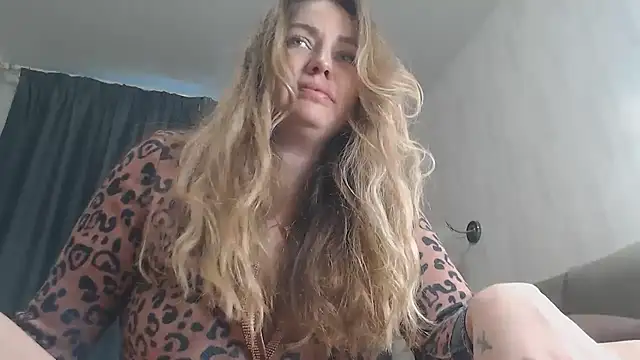 xxkristinaxx online show from December 1, 2025, 8:52 am