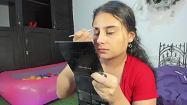 AbbyTaylorr online show from October 15, 2025, 1:28 am