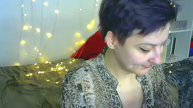 Snapshot of MartaBounty chatting on February 25, 2025, 7:58 pm MartaBounty online show from February 25, 2025, 7:58 pm