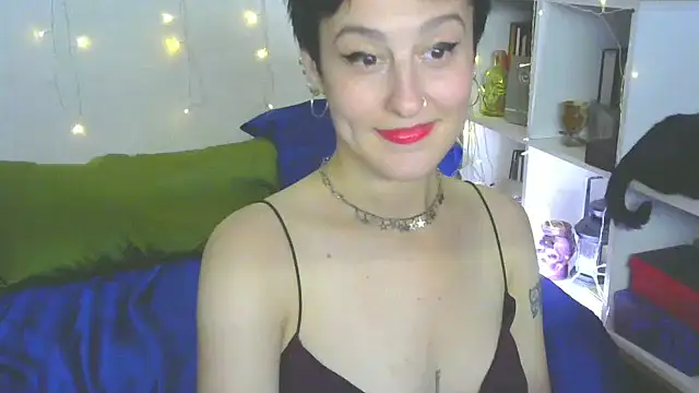 Snapshot of MartaBounty chatting on September 10, 2025, 7:36 pm MartaBounty online show from September 10, 2025, 7:36 pm