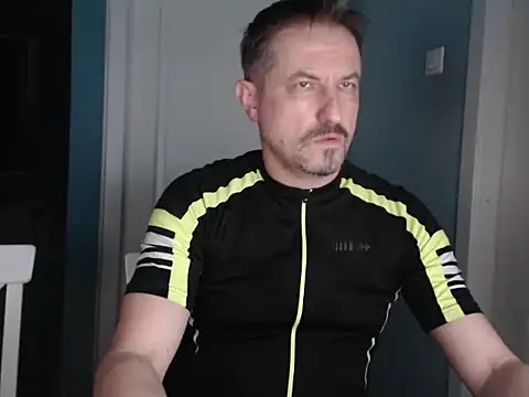 MisterFaithRO online show from April 15, 2026, 1:45 am