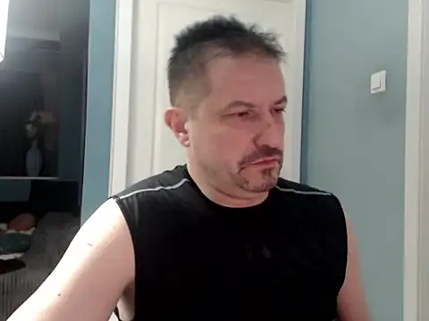 MisterFaithRO online show from April 23, 2026, 1:18 am