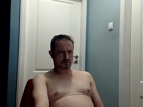 MisterFaithRO online show from May 2, 2026, 9:31 pm