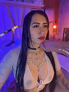 Tattooed spittingdoll online show from May 21, 2026, 11:28 am