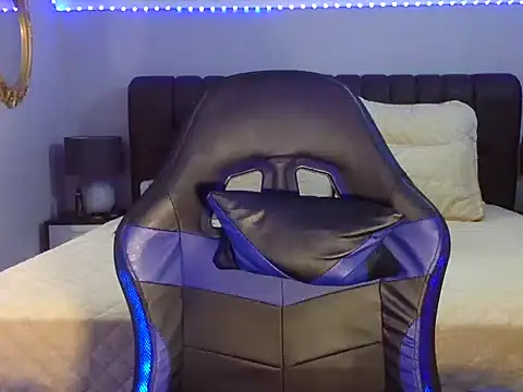 BOOTYBANGER24xx online show from September 9, 2025, 6:46 am