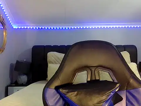 BOOTYBANGER24xx online show from October 16, 2025, 2:23 am