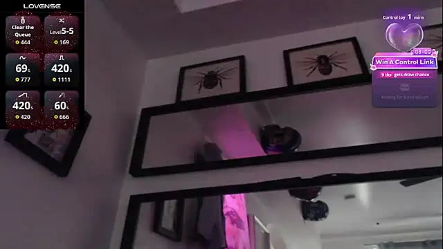 Snapshot of TheDaisyChaos chatting on March 26, 2026, 10:59 pm TheDaisyChaos online show from March 26, 2026, 10:59 pm