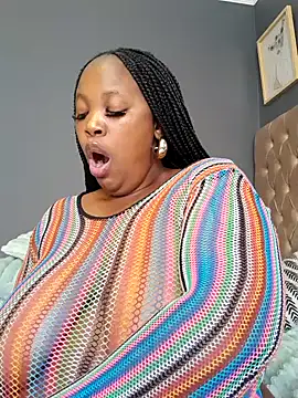 SWEETDOLLY29XX online show from December 3, 2024, 11:33 am